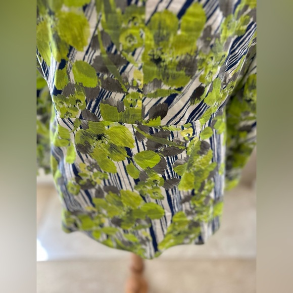 Lafayette 148 New York Green and Blue Patterned Blouse - Picture 5 of 7